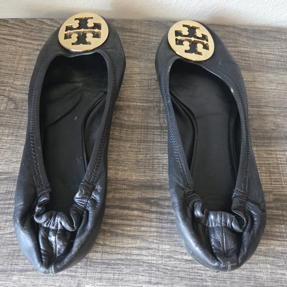 Tory Burch Black Leather Ballet Flats, Size 9M - Picture 9 of 16